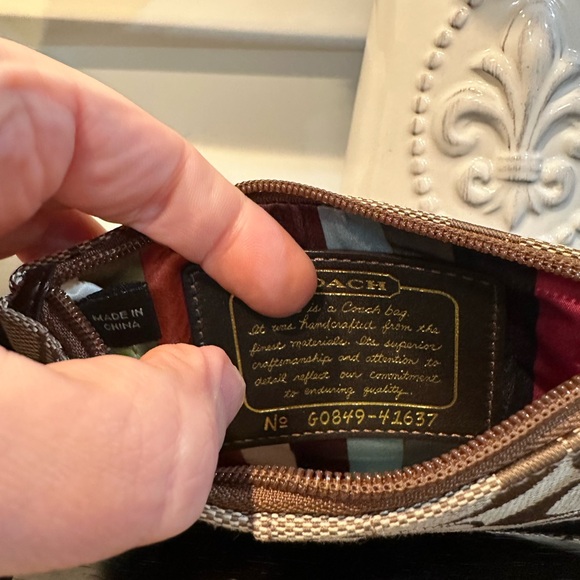 Coach Legacy Khaki Mahogany Brown Signature Stripe Wristlet Y2K Vintage - Picture 8 of 10